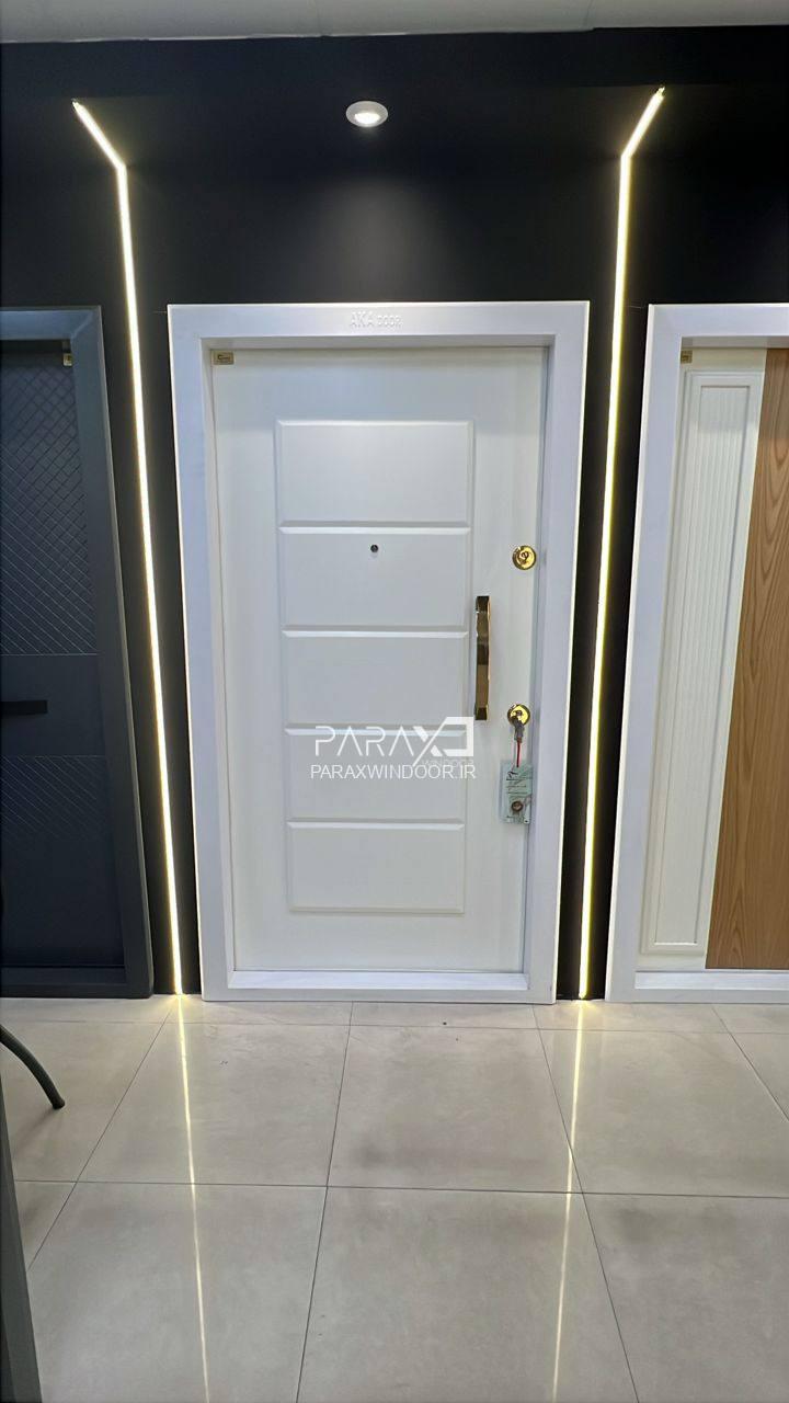 درب‌ ایمنی CNC با رنگ پلی اورتان