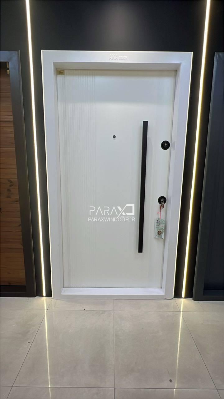 درب‌ ایمنی CNC با رنگ پلی اورتان