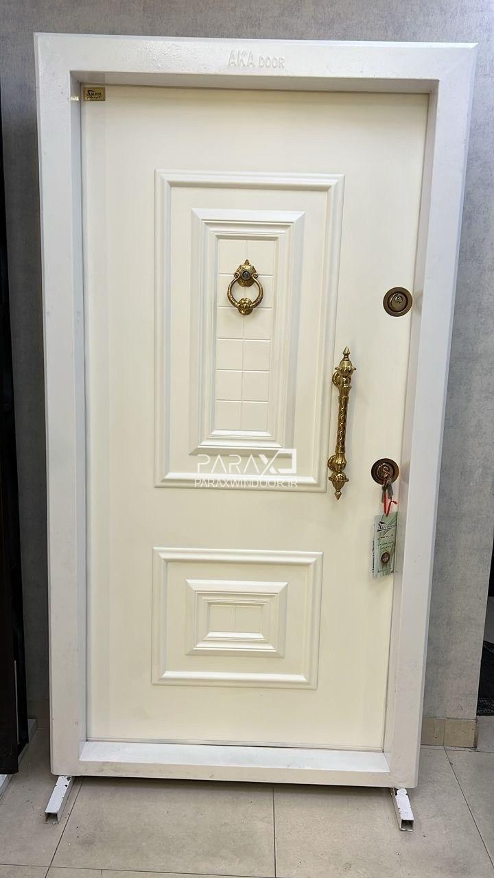 درب‌ ایمنی دو قاب برجسته سفید