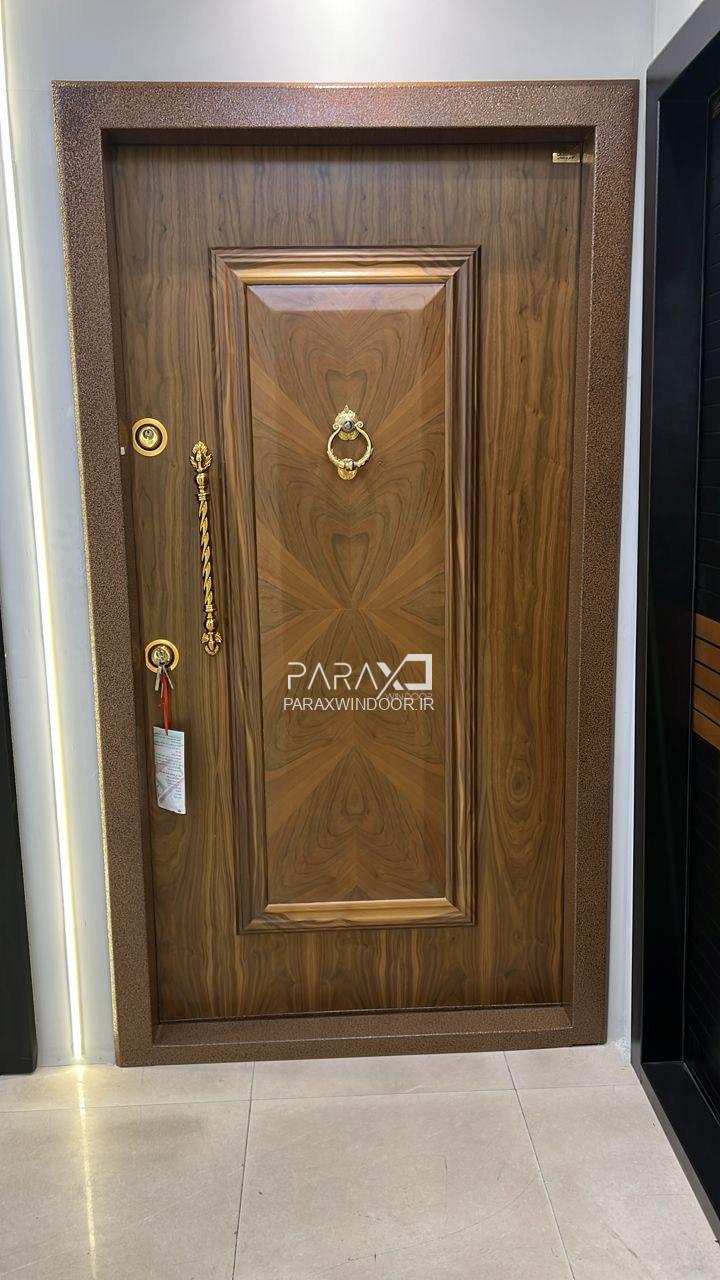 درب‌ ایمنی تک قاب برجسته بلوط جناغی