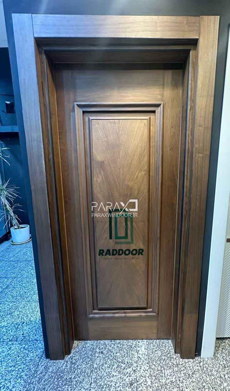 درب اتاقی  تک قاب برجسته با چوب گردو کد 06